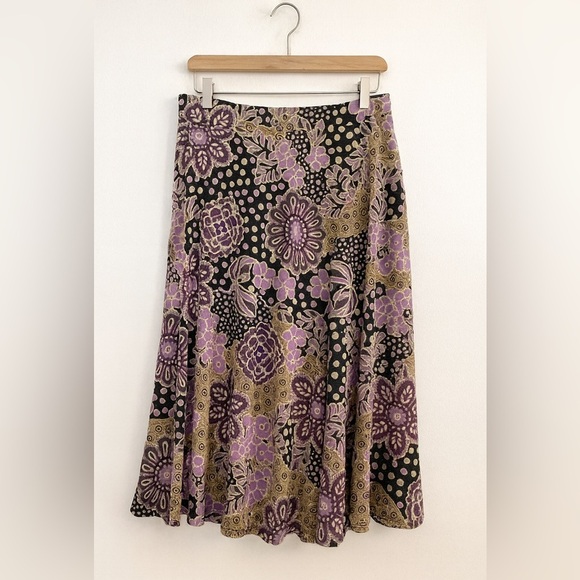 Stephen and Casey petite medium purple pull-on floral skirt. Excellent Condition - Picture 1 of 2